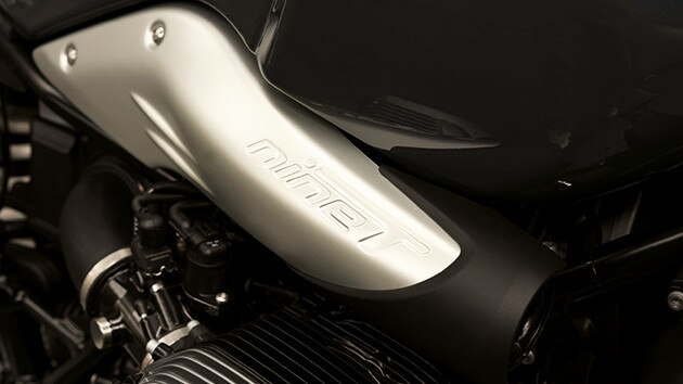 R nineT Pure "nineT"字樣